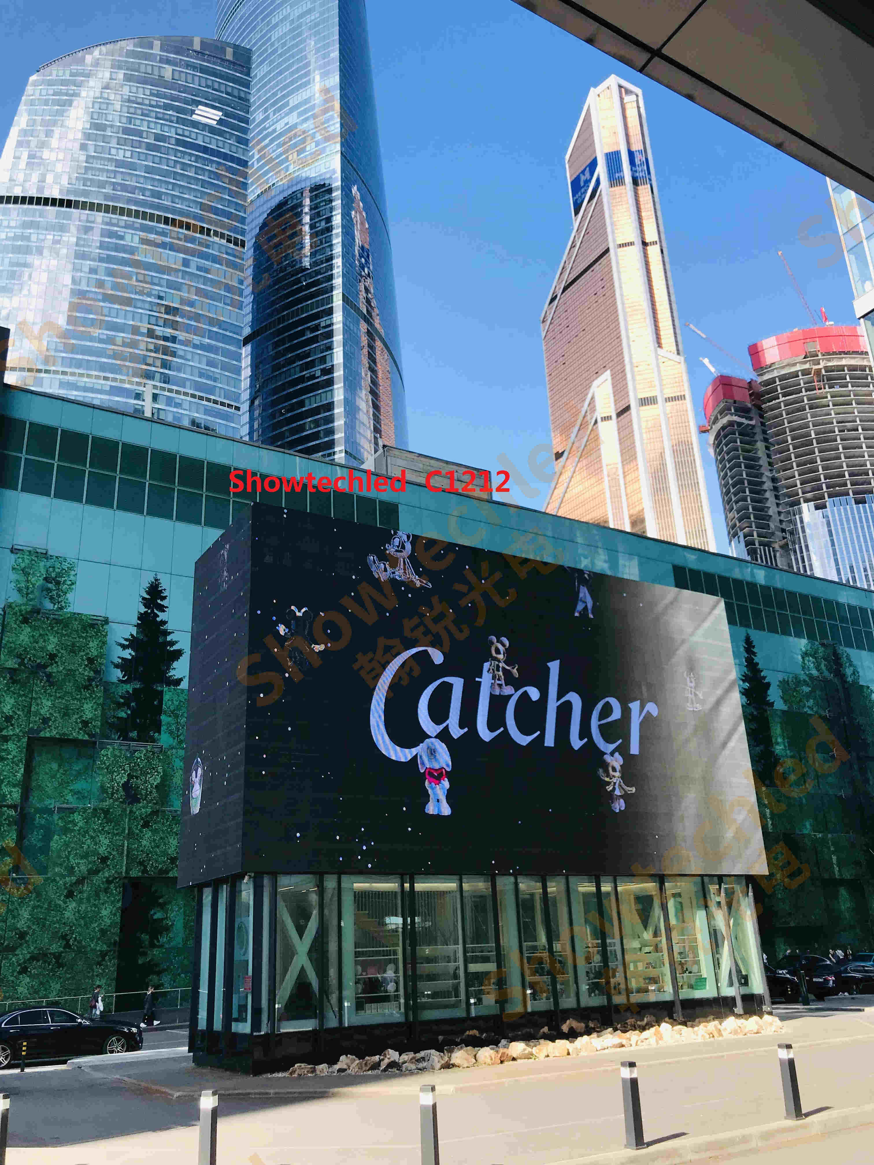 Successful case - Showtechled 400m² outdoor LED Mesh screen settled in the CBD center of Moscow, Russia